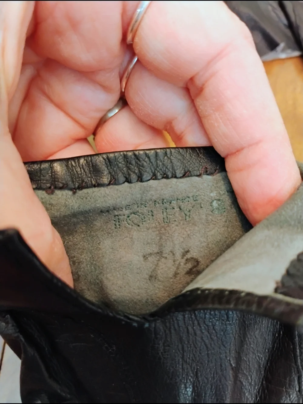 Five Pairs Of Leather Gloves Vintage By Caresskin By Superb